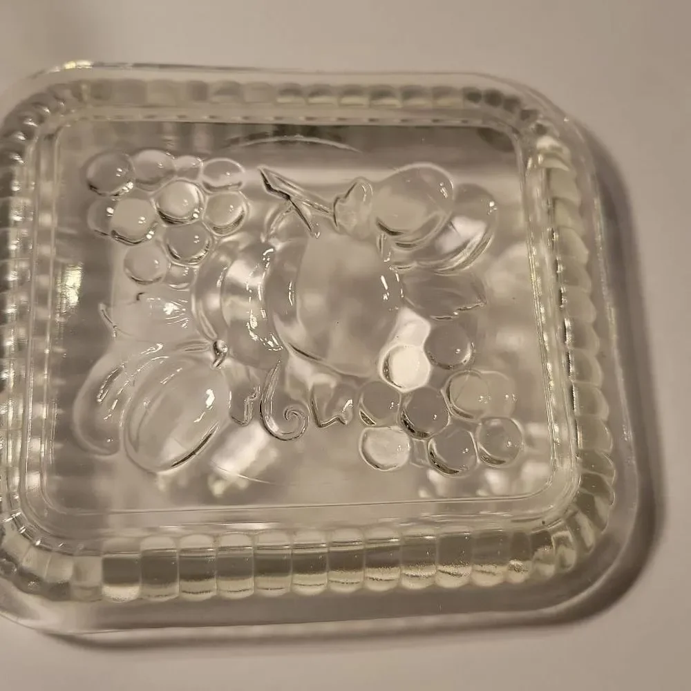 Vintage Federal Refrigerator Dish w/lid Ribbed Clear Depression Glass Fruit